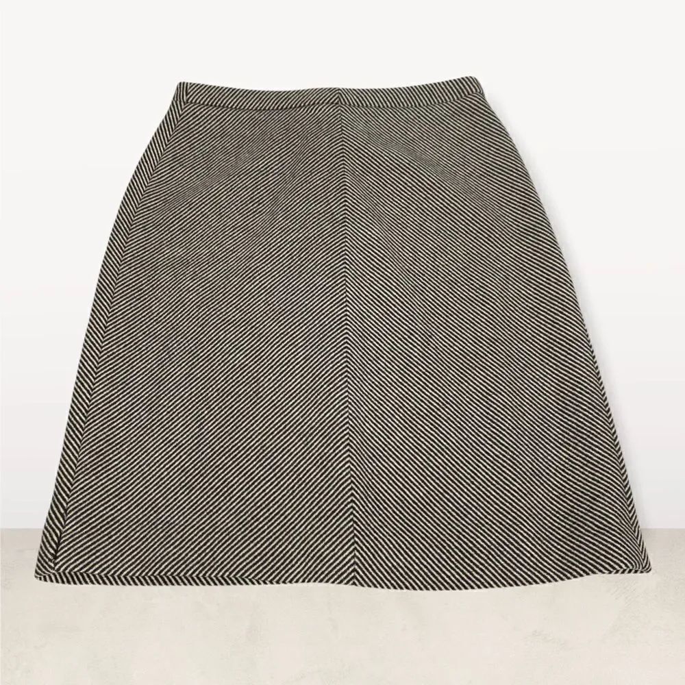 J. Crew Women's Wool Black & Cream Skirt size 4